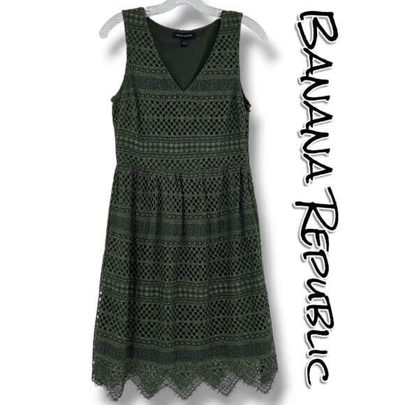 Banana Republic Lace Shift Dress Olive Green Crochet Fall Luxe Womens Size 2 - Picture 1 of 11